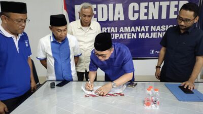 Calon Petahana AST Resmi Mendaftar di Partai Amanat Nasional