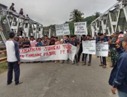 Tolak Rencana Tambang Pasir, Warga Tubo dan Salutambung Gelar Aksi
