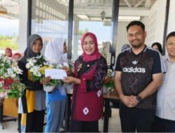 Wabup Majene Dukung Penuh Kreativitas Penyandang Disabilitas Lewat Lomba Merangkai Bunga dan Gantungan Kunci