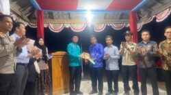 Sekda Majene,Berikan Bantuan Damkar ke Warga Sendana,Untuk Kesigaan